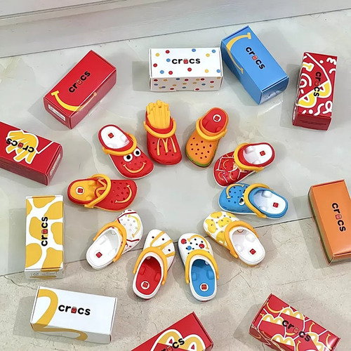 Mcdonalds Mini Crocs Keychain Happy Meal Toys Completed Toy