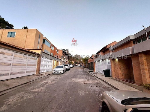 Imagen 30 de 30 de Casa_en_venta_en_caracas_en_alto-hatillo_rah-22-27014 Orlando Figueira 04125535289/04242942992
