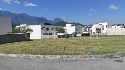 Terreno Residencial En Venta En El Uro , Priv. Abedul Laderas