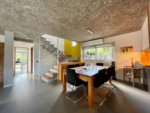 Imagen 3 de 26 de Excepcional Y Practica Casa De Dos Plantas En Residencia Privada! - Punta Del Este La Residence