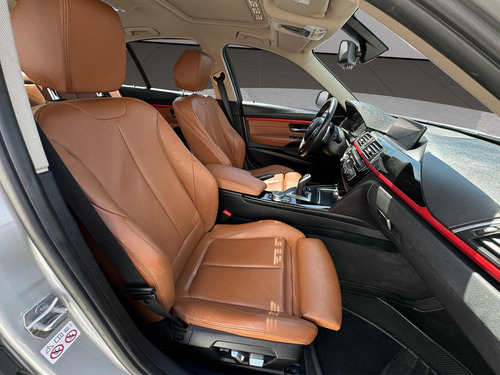 BMW Serie 3 2.0 330ia Sport Line At