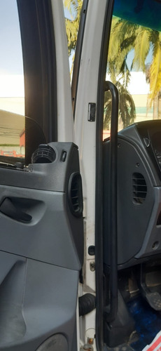 Mb Mercedes Atego 2425 2012 Leito Com Baú De 8,70