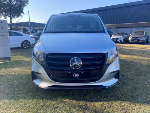 Mercedes-Benz Vito 1.9 119 Cdi Tourer Pasajeros 9+1 At
