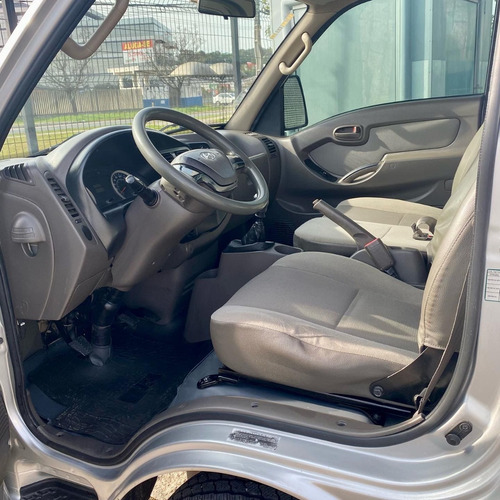 Imagem 1 de 10 de Hyundai Hr 2.5
