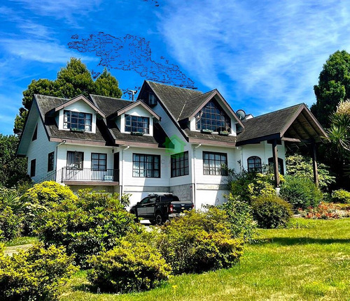 Casa En Venta De 7 Dorm. En Llanquihue