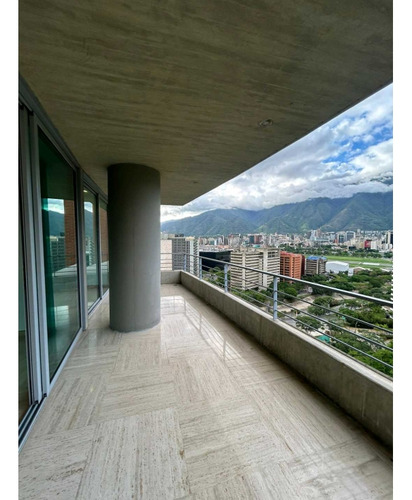 En Alquiler Lujoso Apartamento En Lomas De Las Mercedes