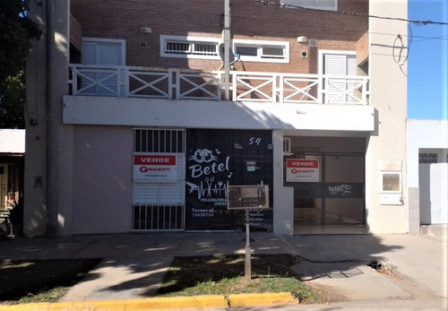 Imagen 2 de 14 de Local - Barrio Villa Rosas