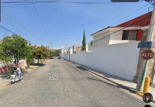 Casa Ubicada En Condominio La Cañada, Guadalajara Jalisco. Con 3 Recamaras Y 120m2. A Unos Minutos Del Zoológico De Guadalajara.