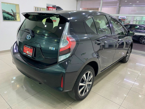 Toyota Prius C