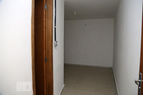 Apartamento Para Aluguel - Vila Santa Luzia, 1 Quarto, 32 - 893265775