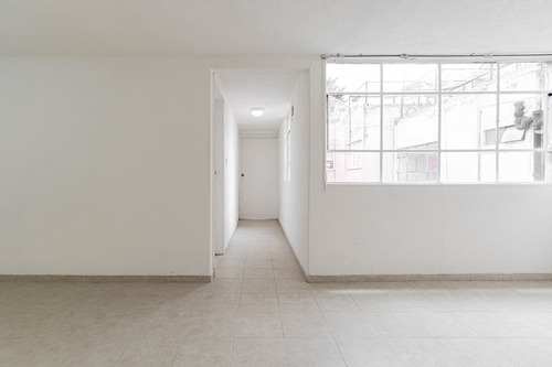 Imagen 6 de 14 de Departamento En Venta En Calle 1 De Mayo 22-548