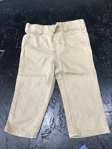 Lote De Pantalones Y Short Para Bebé De 6 A 12 Meses (Usado)