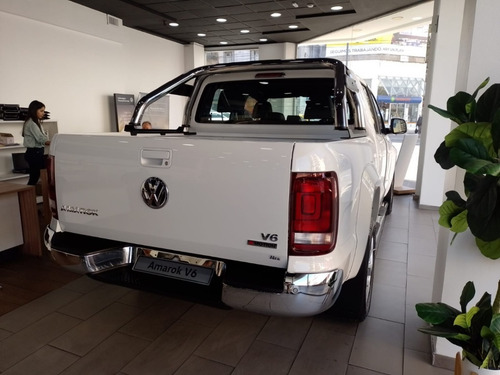 Imagen 11 de 25 de Volkswagen Amarok V6 Highline 0km Financio Leasing