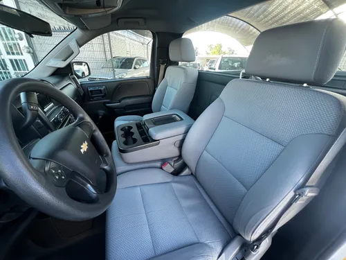 Chevrolet Silverado 4.3 K Pickup 2500 Cab Reg 4x4 Mt