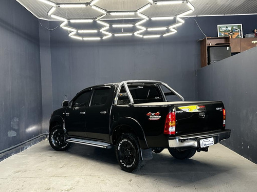 Toyota Hilux 3.0 TDI Dies.