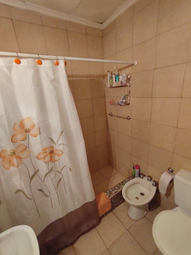 Calle 152bis Esq 521 - Casa 2 Dormitorios C/ Cochera Y Monoambiente