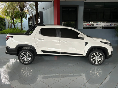 Fiat Strada 1.3 Volcano Cab. Dupla 16v Flex Aut 4p