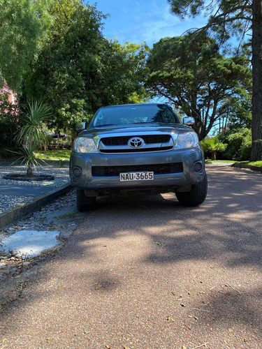 Toyota Hilux Sr 4x2
