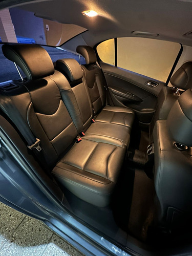 Peugeot 408 2.0 Allure Plus 143cv Tiptronic