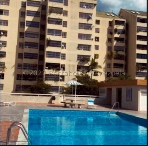 Bello Apartamento Las Esmeraldas 24-1107ar