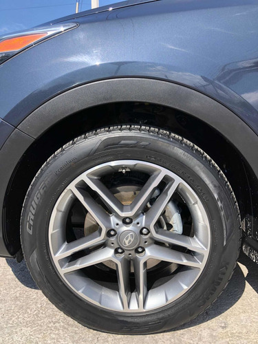 Imagen 8 de 15 de Hyundai Santa Fe 2018 3.4 Limited Tech At
