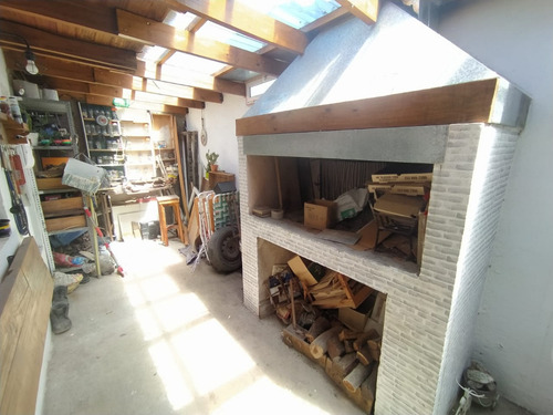 Casa En Venta 4 Ambientes, 2 Baños, Garage Y Quincho En Venta Barrio Los Tilos, Mar Del Plata