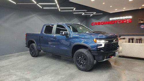 Chevrolet Cheyenne V8 Zr2 At