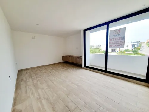Casa En Venta Con Alberca Esquina Fracc Punta Tiburon
