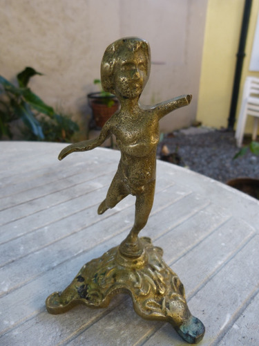 Antigua Figura Sobre Base Bronce 10,5 X 8 X 16 Alto 440 Grs.