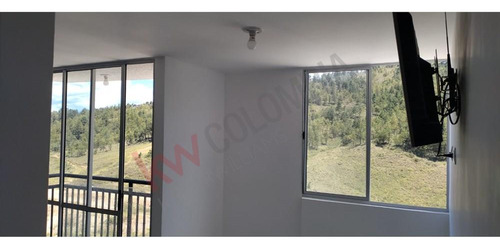 En Venta Acogedor Apartamento Ubicado En Bello, En Zona De Alta Valorización