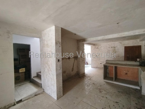 Jv Vende ¡invierte En Tu Futuro Familiar Con Esta Casa Con Potencial De Crecimiento Y Amplios Espacios! Ideal Para Familias Que Buscan Un Hogar Para Toda La Vida. 26-300 Jul4