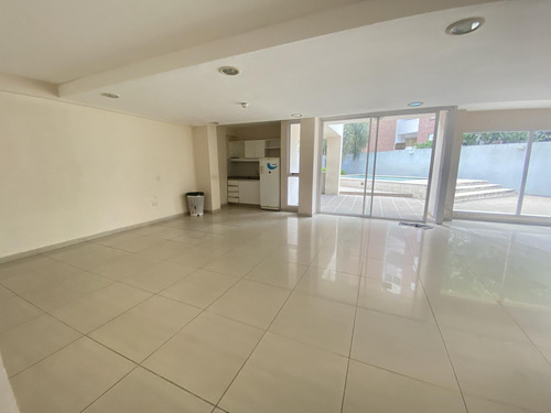 Departamento Amoblado En Venta De 1 Dormitorio Con Sum, Asador Y Pileta A Metros De La Unc.