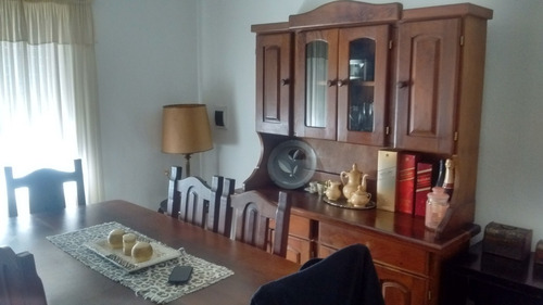 Imagen 2 de 12 de Venta Ph Casa 4 Dormitorios B° Guemes
