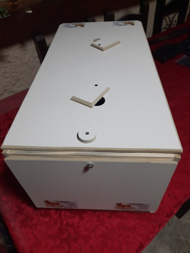 Imagen 1 de 4 de Incubadora Para 60 Huevos Automatica.