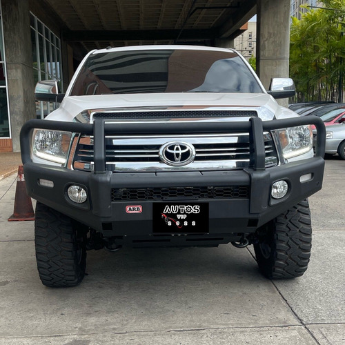 Imagen 2 de 10 de Toyota Tundra 1794