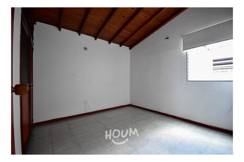 Imagen 19 de 29 de Casa En Miravalle. 4 Habitaciones, 200 M²