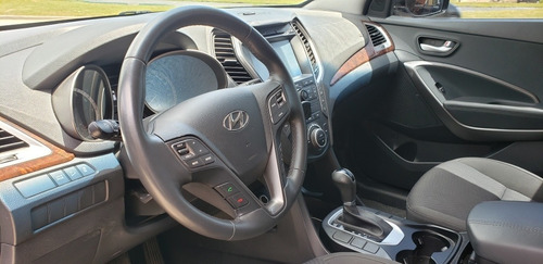 Hyundai Santa Fe 2.4 Seguridad 7as 6at 2wd 2016