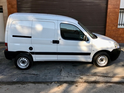 Peugeot Partner 1.6 Furgon Confort Patagonica 5 As Hdi Xtr