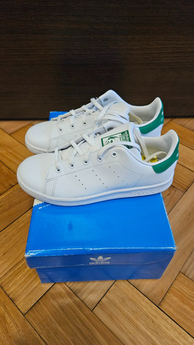 Zapatillas Adidas Stan Smith Nena (Usado)