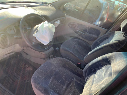 Imagem 5 de 9 de Sucata Para Venda De Peças Renault Scenic 1.6 16v Automatica