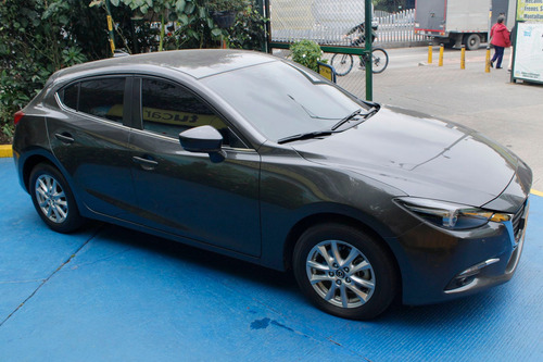 Mazda 3 2.0 Touring