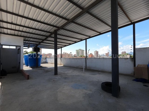 %# Edificio En Venta Con Grandes Oportunidades Para Invertir Al Centro- Este De Barquisimeto #$% Kenlimar Nieto 24-4370 &%$#