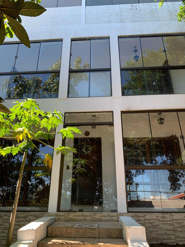 Sobrado Zona Sul Com 2 Apartamentos, Garagem, Terraço
