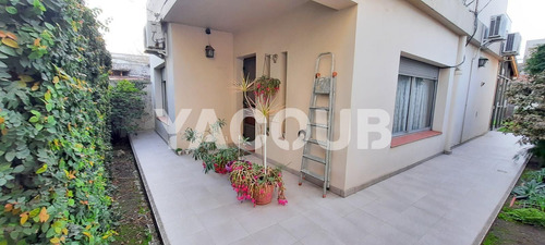 Casa En Venta - 3 Dormitorios 2 Baños - 233.34mts2 - Lanús