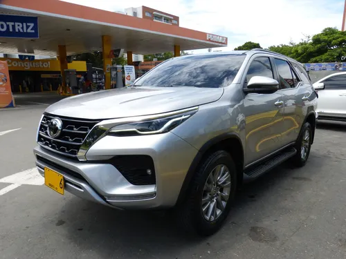 Toyota Fortuner Srv 2022 Diesel