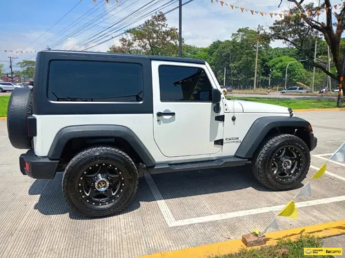 Jeep Wrangler 3.6 Sport