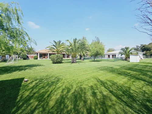 Excelente Parcela Con Amplio Quincho A La Venta