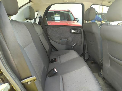 Imagem 8 de 9 de Chevrolet Corsa Sed.prem. 8v 4p