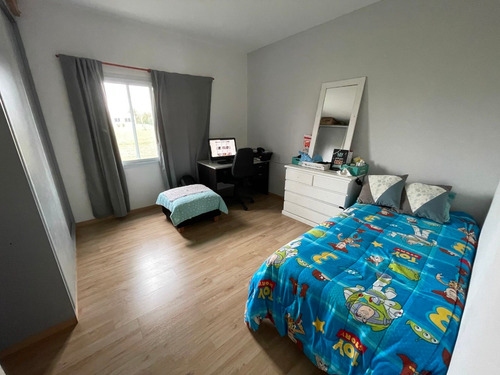Casa En Venta - Barrio Lomas De Petion