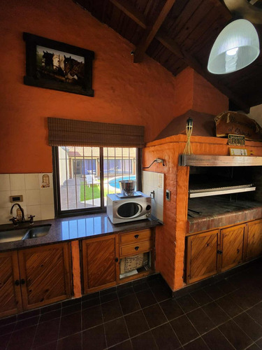 Venta Casa Ezpeleta Aptocredito Quincho Pileta